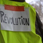 yellow-vests-3854259_960_720.jpg