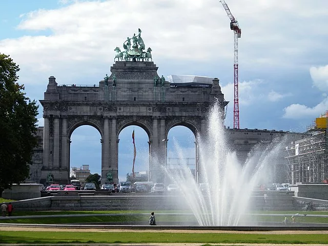 Cinquantenaire_Arch_Brussels_Belgium_-_Sarah_Stierch_A